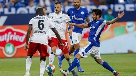 公牛的背后 公牛的背后