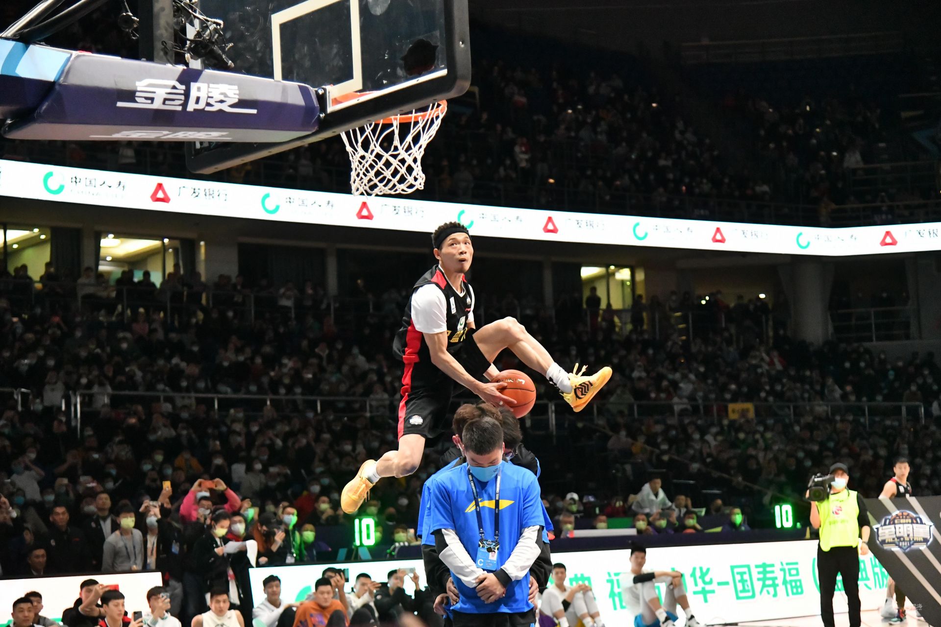 在三个重要 在三个重要