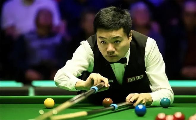 与鲁伊瓦尔 与鲁伊瓦尔