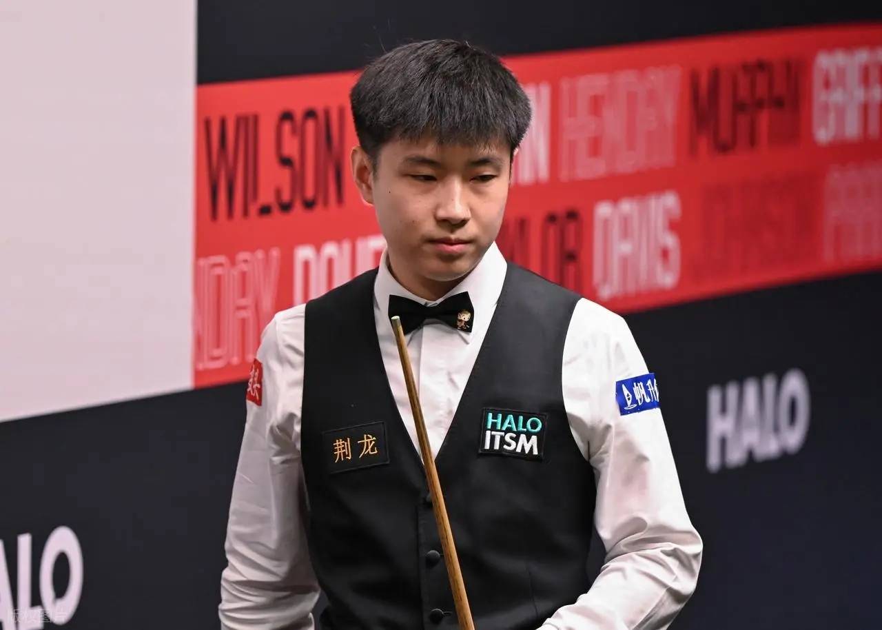 他显得有些 他显得有些